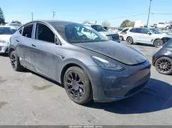 5YJYGDEE0LF051305 2020 TESLA MODEL Y