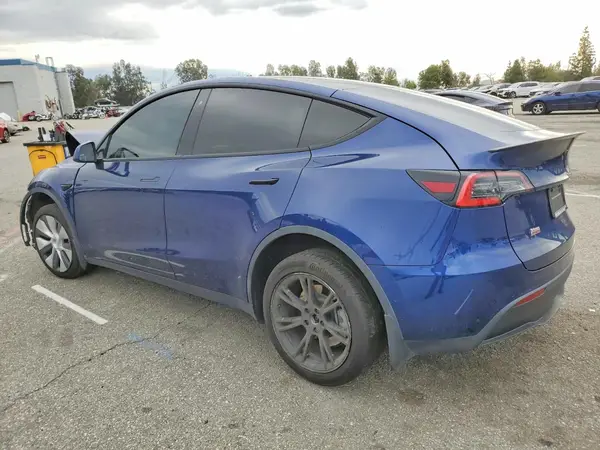5YJYGDEE0LF058710 2020 TESLA MODEL Y - Image 2