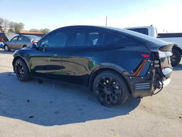 5YJYGDEE0MF067991 2021 TESLA MODEL Y - Image 2