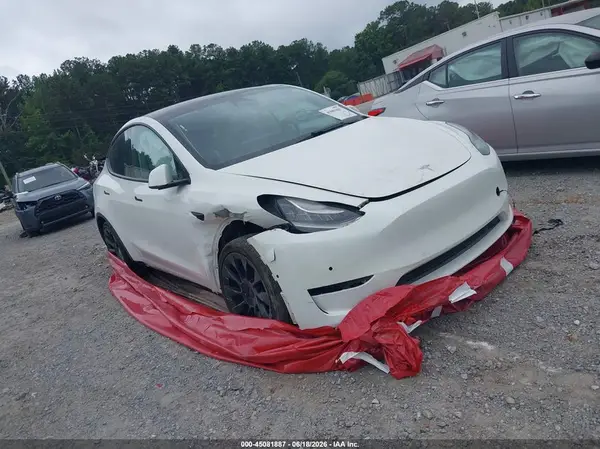 5YJYGDEE0MF068395 2021 TESLA MODEL Y - Image 1
