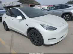 5YJYGDEE0MF068638 2021 TESLA MODEL Y