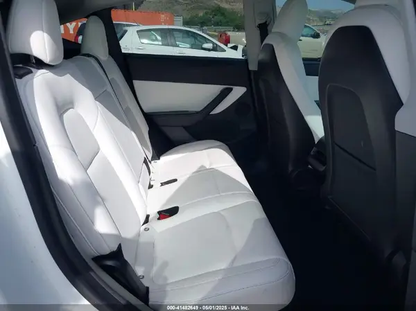 5YJYGDEE0MF069451 2021 TESLA MODEL Y - Image 8
