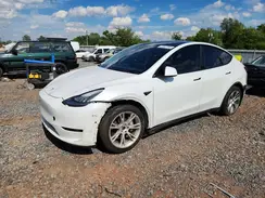 5YJYGDEE0MF070096 2021 TESLA MODEL Y