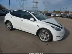 5YJYGDEE0MF072463 2021 TESLA MODEL Y