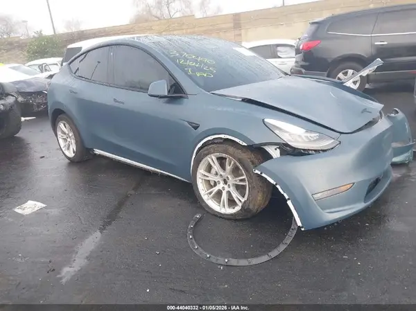 5YJYGDEE0MF072897 2021 TESLA MODEL Y - Image 1