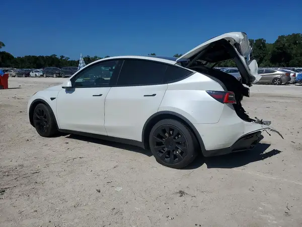 5YJYGDEE0MF074438 2021 TESLA MODEL Y - Image 2