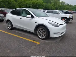 5YJYGDEE0MF075606 2021 TESLA MODEL Y