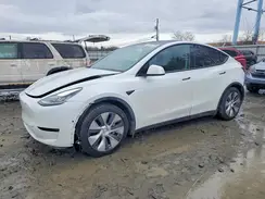 5YJYGDEE0MF077517 2021 TESLA MODEL Y