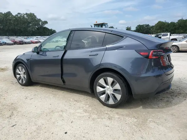 5YJYGDEE0MF082068 2021 TESLA MODEL Y - Image 2