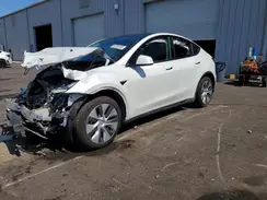 5YJYGDEE0MF086198 2021 TESLA MODEL Y