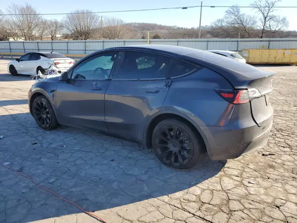 5YJYGDEE0MF088159 2021 TESLA MODEL Y - Image 2