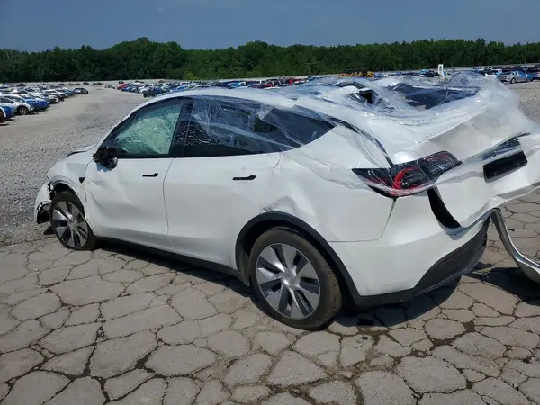5YJYGDEE0MF088436 2021 TESLA MODEL Y - Image 2