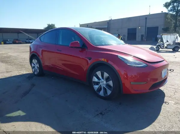 5YJYGDEE0MF090171 2021 TESLA MODEL Y - Image 1
