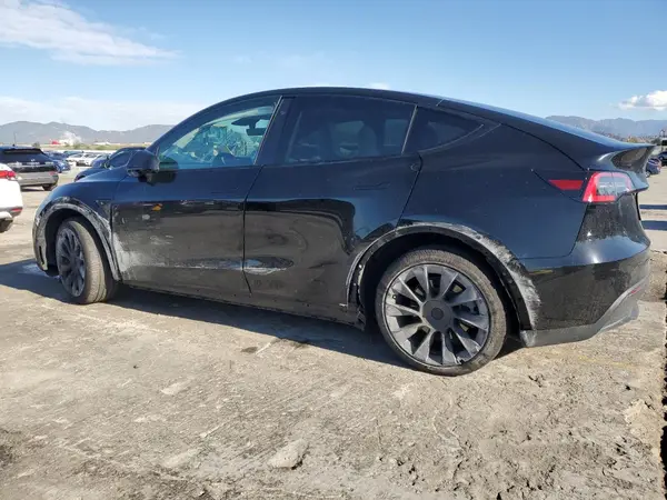 5YJYGDEE0MF093071 2021 TESLA MODEL Y - Image 2
