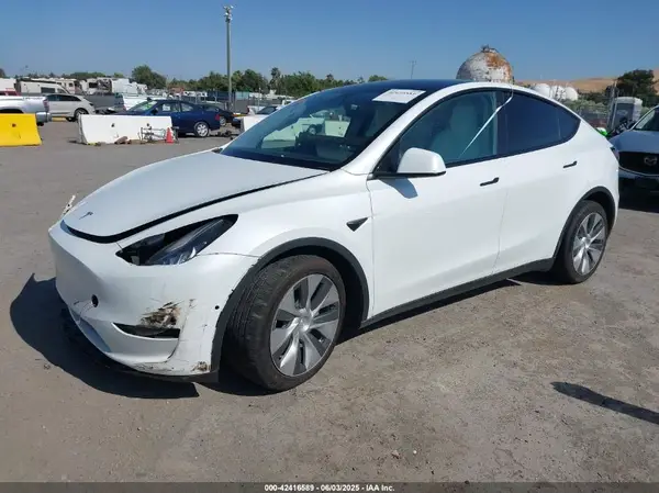 5YJYGDEE0MF093409 2021 TESLA MODEL Y - Image 2