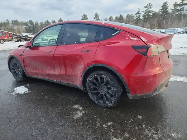 5YJYGDEE0MF097086 2021 TESLA MODEL Y - Image 2