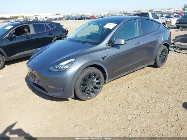 5YJYGDEE0MF098108 2021 TESLA MODEL Y - Image 2