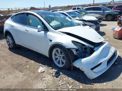 5YJYGDEE0MF106255 2021 TESLA MODEL Y
