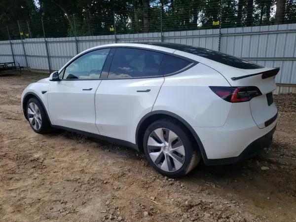 5YJYGDEE0MF108913 2021 TESLA MODEL Y - Image 2
