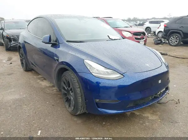 5YJYGDEE0MF120625 2021 TESLA MODEL Y - Image 1