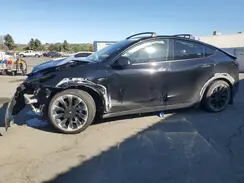 5YJYGDEE0MF120642 2021 TESLA MODEL Y