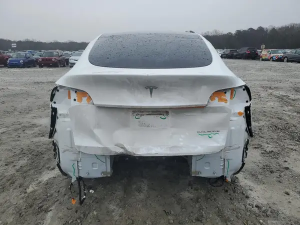 2021 TESLA MODEL Y auction photo 6