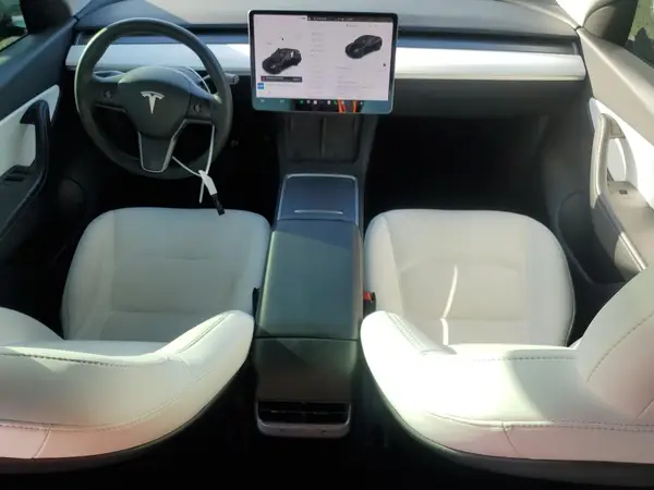 5YJYGDEE0MF123024 2021 TESLA MODEL Y - Image 8