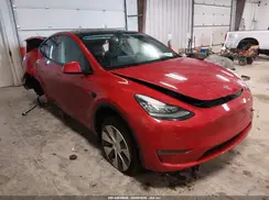 5YJYGDEE0MF141927 2021 TESLA MODEL Y