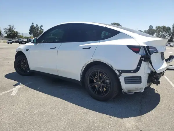 5YJYGDEE0MF153074 2021 TESLA MODEL Y - Image 2