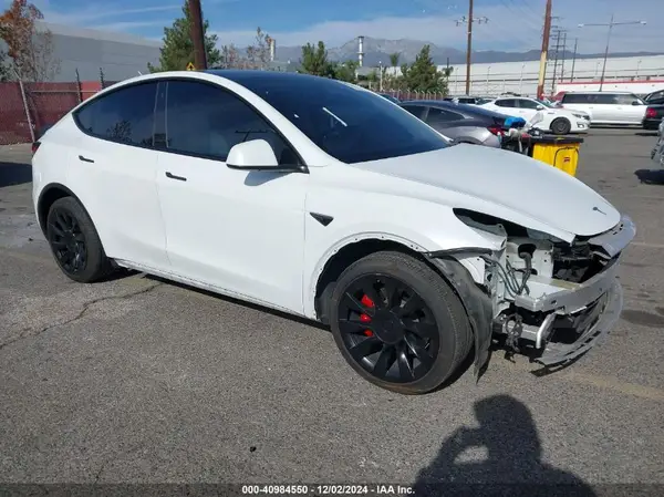 5YJYGDEE0MF161935 2021 TESLA MODEL Y - Image 1