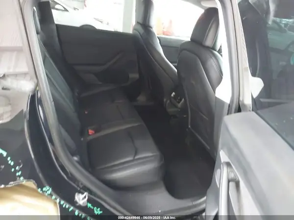 5YJYGDEE0MF173101 2021 TESLA MODEL Y - Image 8