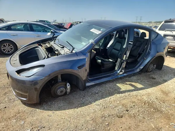 5YJYGDEE0MF185359 2021 TESLA MODEL Y - Image 1