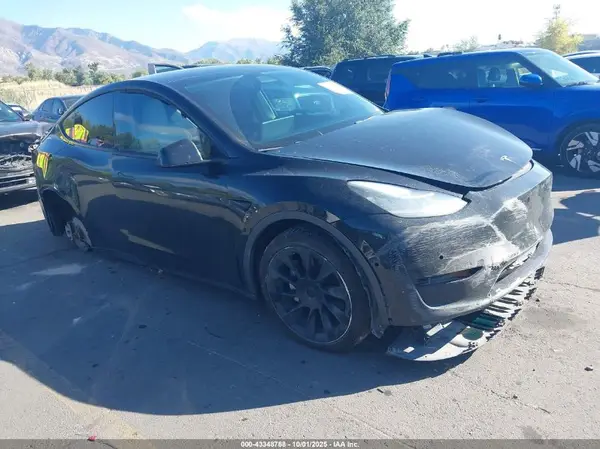 5YJYGDEE0MF187161 2021 TESLA MODEL Y - Image 1