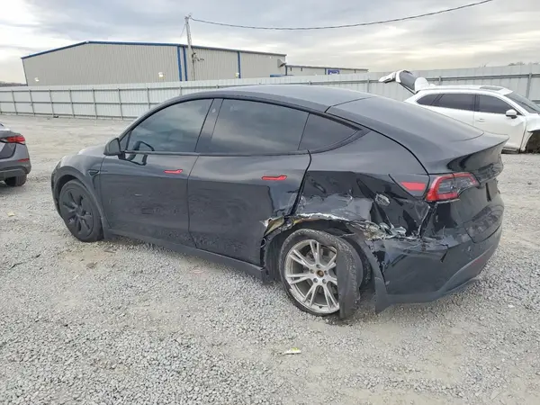 5YJYGDEE0MF192229 2021 TESLA MODEL Y - Image 2