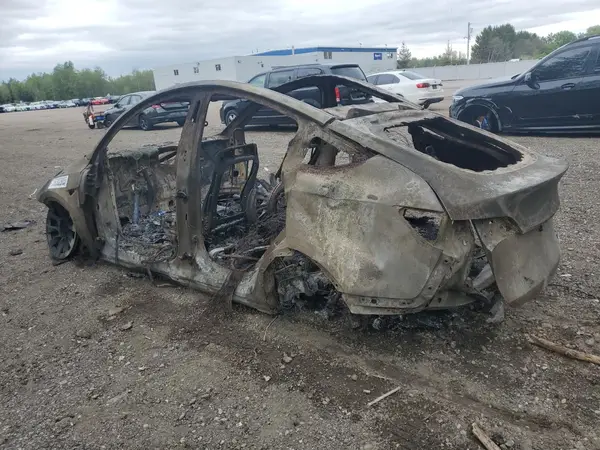 5YJYGDEE0MF193896 2021 TESLA MODEL Y - Image 2