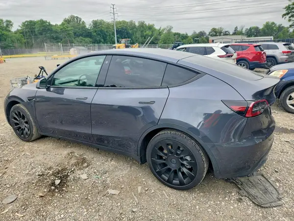 5YJYGDEE0MF196409 2021 TESLA MODEL Y - Image 2