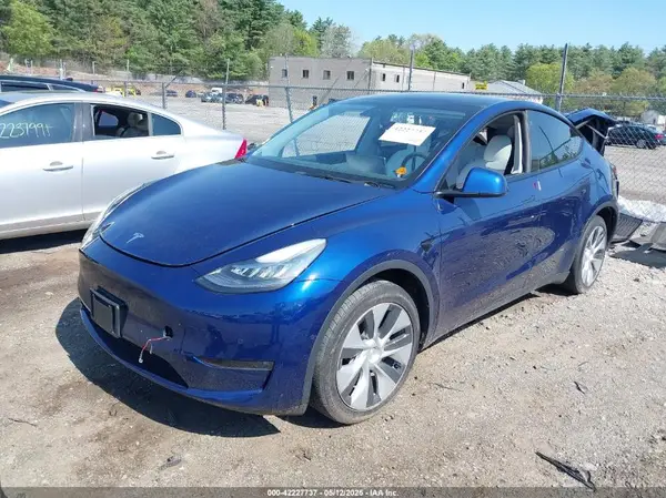 5YJYGDEE0MF201298 2021 TESLA MODEL Y - Image 2