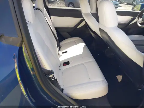 5YJYGDEE0MF201298 2021 TESLA MODEL Y - Image 8