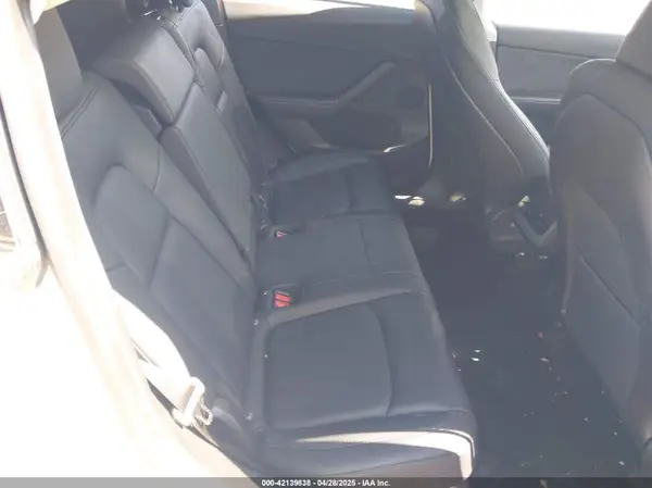 5YJYGDEE0MF204377 2021 TESLA MODEL Y - Image 8