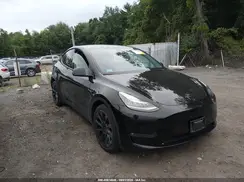 5YJYGDEE0MF208185 2021 TESLA MODEL Y