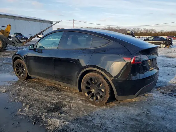 5YJYGDEE0MF209210 2021 TESLA MODEL Y - Image 2