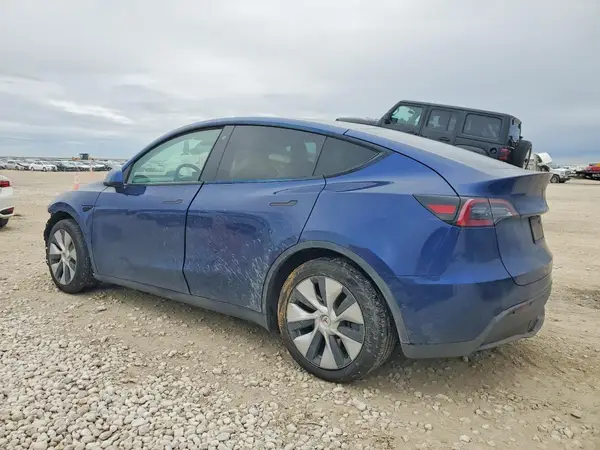 5YJYGDEE0MF216285 2021 TESLA MODEL Y - Image 2