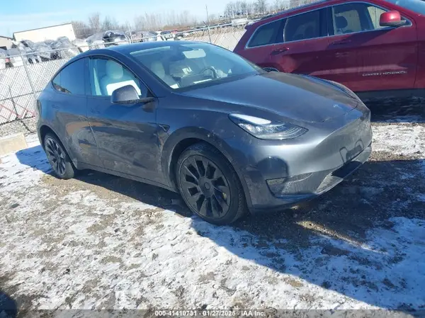 5YJYGDEE0MF228744 2021 TESLA MODEL Y - Image 1
