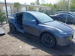 5YJYGDEE0MF229411 2021 TESLA MODEL Y