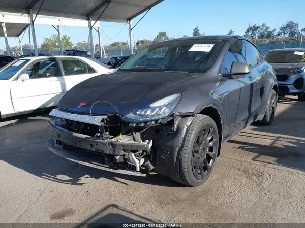 5YJYGDEE0MF232583 2021 TESLA MODEL Y - Image 2