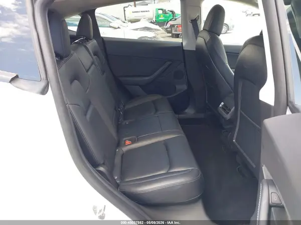 2021 TESLA MODEL Y auction photo 8