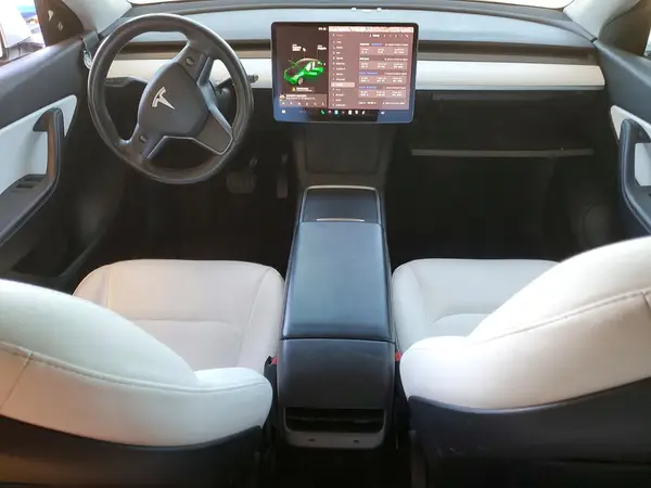 5YJYGDEE0MF240506 2021 TESLA MODEL Y - Image 8