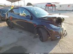 5YJYGDEE0MF240652 2021 TESLA MODEL Y