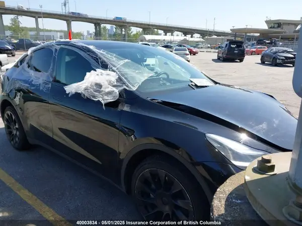 5YJYGDEE0MF241154 2021 TESLA MODEL Y - Image 1