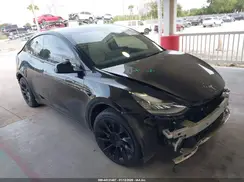 5YJYGDEE0MF246970 2021 TESLA MODEL Y